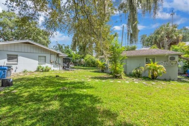 12009 WATERSIDE COURT, Tampa, FL 33612