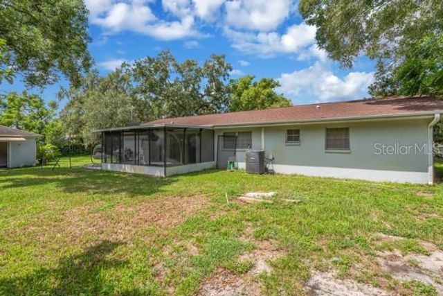 12009 WATERSIDE COURT, Tampa, FL 33612