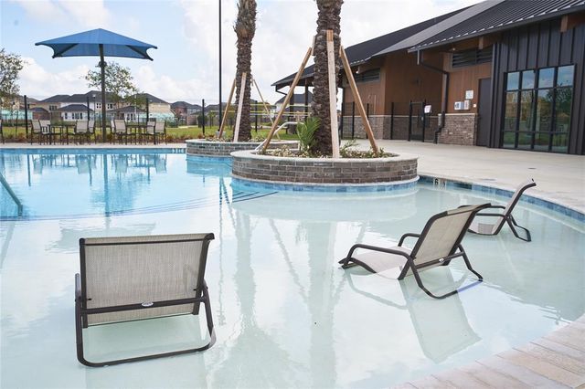 9722 Rialto Heights Drive, Cypress, TX 77433