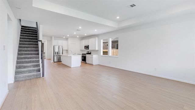9722 Rialto Heights Drive, Cypress, TX 77433