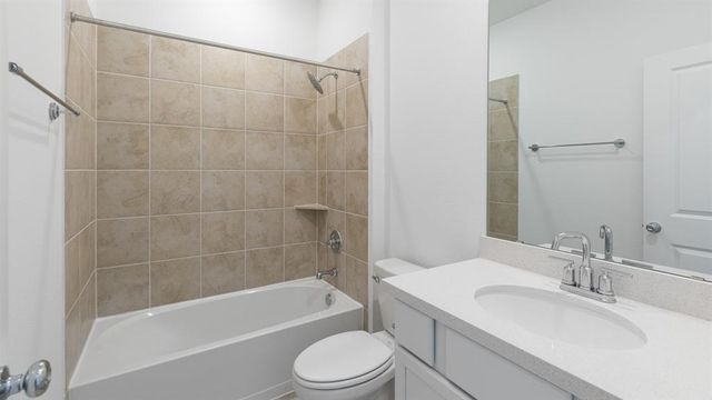 9722 Rialto Heights Drive, Cypress, TX 77433