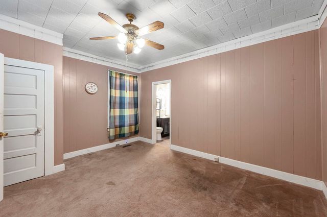 4 FARWELL ST, Jackson, TN 38301