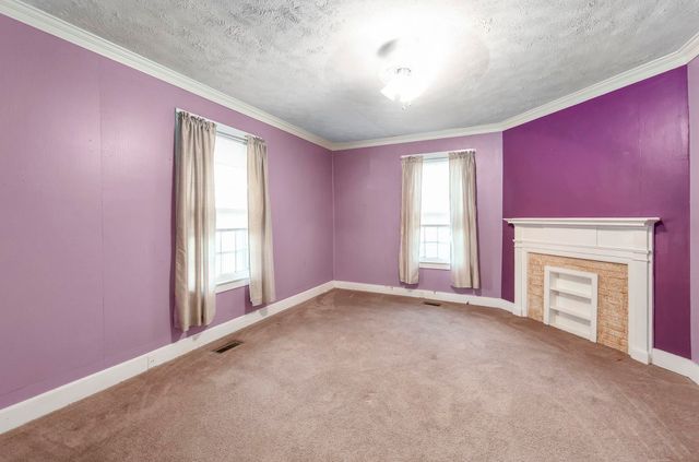 4 FARWELL ST, Jackson, TN 38301