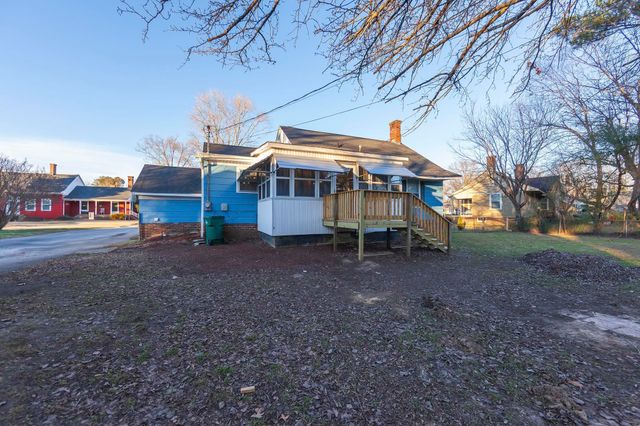 4 FARWELL ST, Jackson, TN 38301