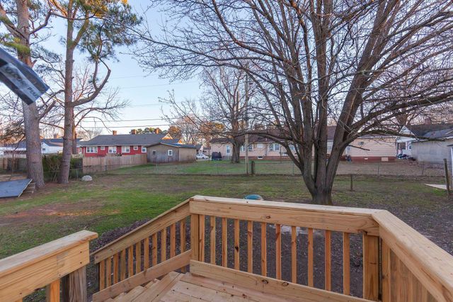 4 FARWELL ST, Jackson, TN 38301