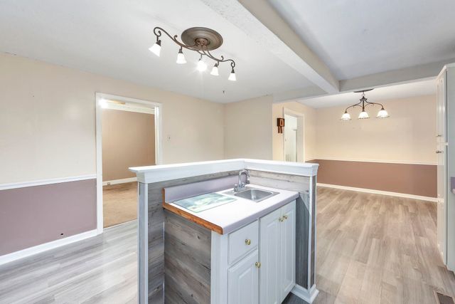 4 FARWELL ST, Jackson, TN 38301