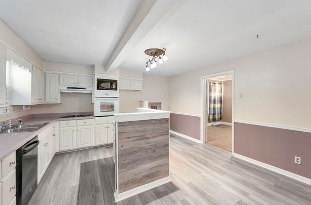 4 FARWELL ST, Jackson, TN 38301