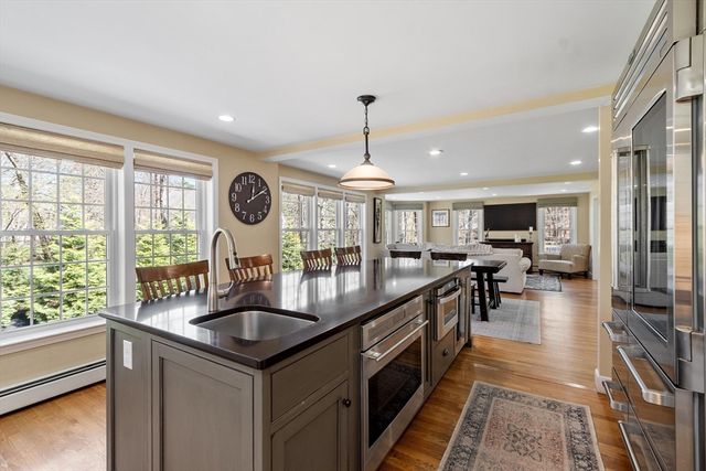 112 Stonecleave Road, North Andover, MA 01845