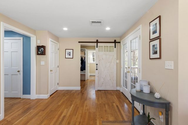 112 Stonecleave Road, North Andover, MA 01845