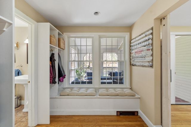 112 Stonecleave Road, North Andover, MA 01845