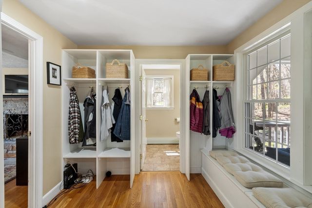 112 Stonecleave Road, North Andover, MA 01845