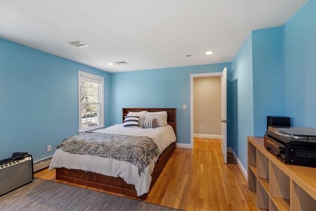112 Stonecleave Road, North Andover, MA 01845