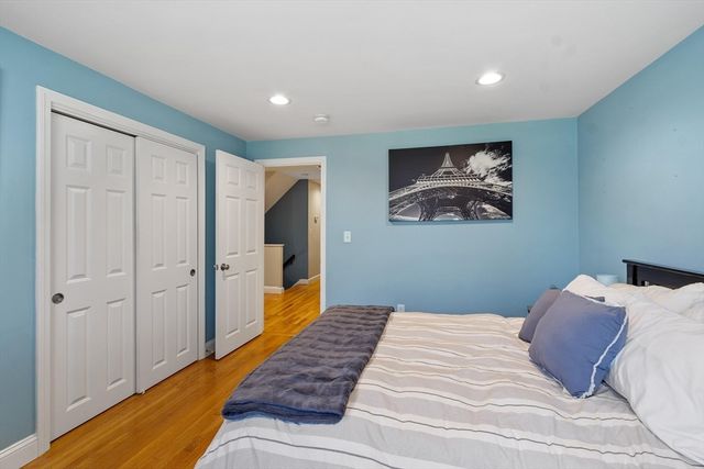 112 Stonecleave Road, North Andover, MA 01845