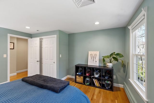 112 Stonecleave Road, North Andover, MA 01845