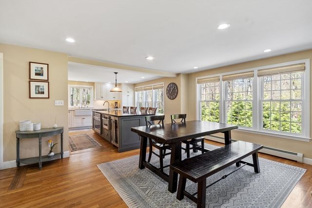 112 Stonecleave Road, North Andover, MA 01845