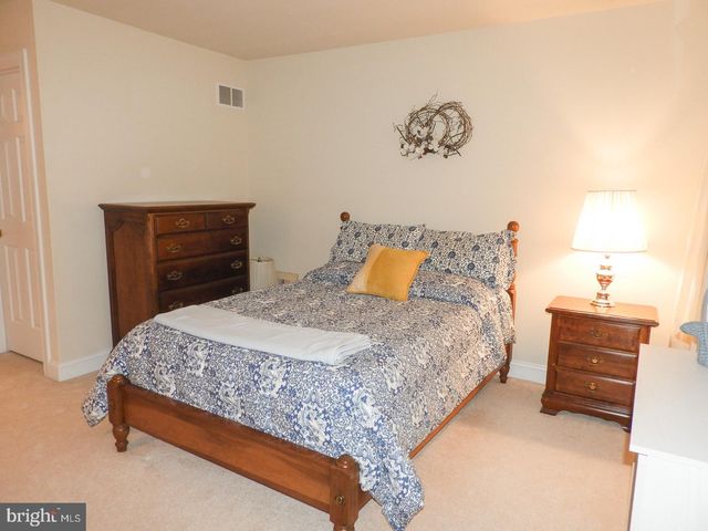 3113 ARBOUR GREEN CT, Hatfield, PA 19440