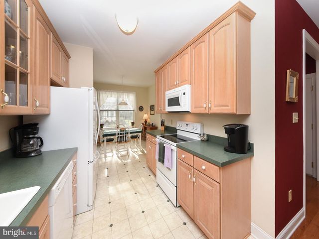 3113 ARBOUR GREEN CT, Hatfield, PA 19440