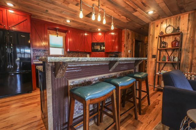 316 Tranquil Ln, Glenwood, AR 71943