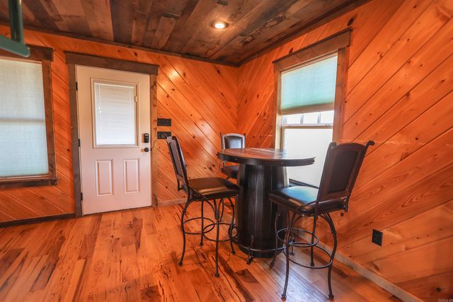 316 Tranquil Ln, Glenwood, AR 71943