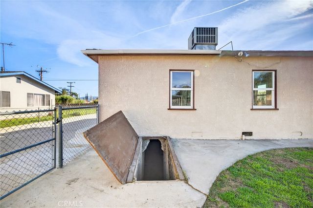 1065 Stevenson A & B, Colton, CA 92324