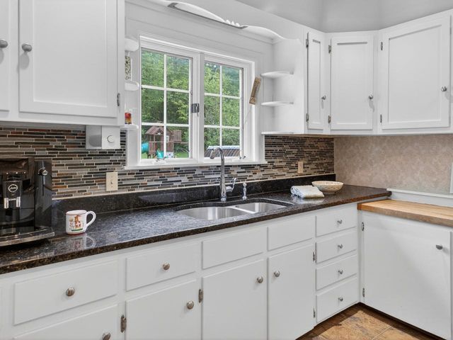 1376 Wes White Hill, Richmond, VT 05477