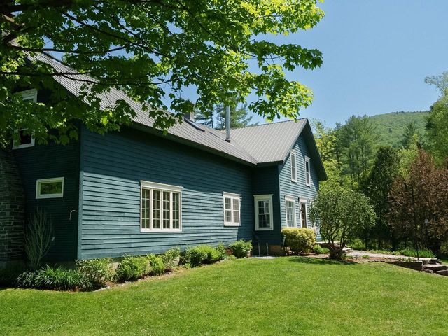 1376 Wes White Hill, Richmond, VT 05477