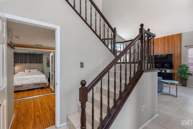 3700 Tracey Court, Bakersfield, CA 93311