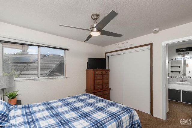 3700 Tracey Court, Bakersfield, CA 93311