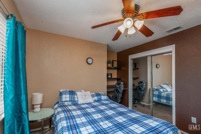 3700 Tracey Court, Bakersfield, CA 93311