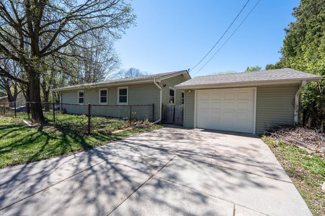 1659 Case Avenue, Saint Paul, MN 55106