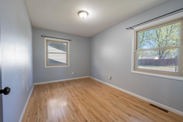 1659 Case Avenue, Saint Paul, MN 55106