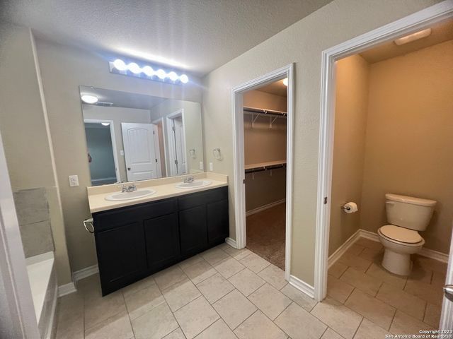 10822 SHAENMEADOW, San Antonio, TX 78254