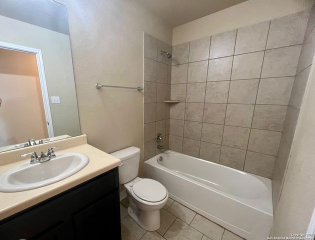 10822 SHAENMEADOW, San Antonio, TX 78254