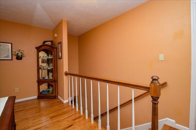 5448 Highfields RD, Roanoke, VA 24018