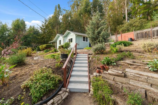 131 Prospect Court, Santa Cruz, CA 95065