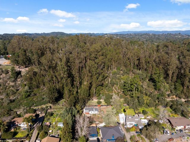 131 Prospect Court, Santa Cruz, CA 95065