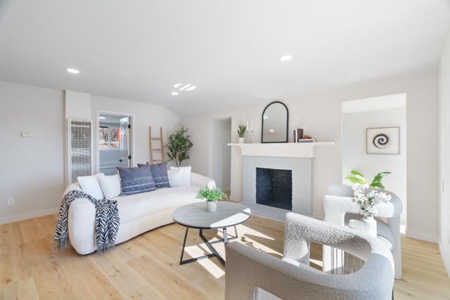 131 Prospect Court, Santa Cruz, CA 95065