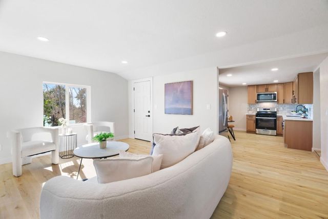 131 Prospect Court, Santa Cruz, CA 95065