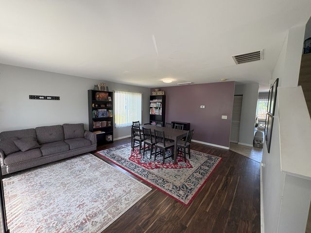 3808 Thoroughbred Lane, Joliet, IL 60435
