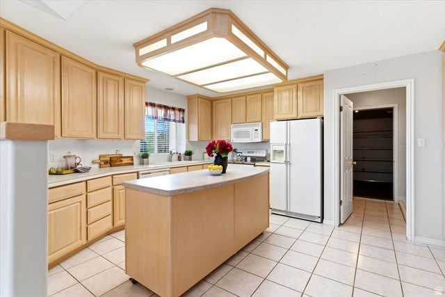 3652 N 1000 W, Pleasant View, UT 84414
