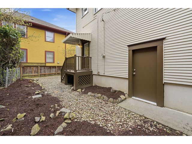 805 Se 30TH Ave, Portland, OR 97214