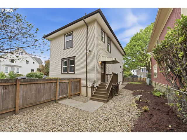 805 Se 30TH Ave, Portland, OR 97214