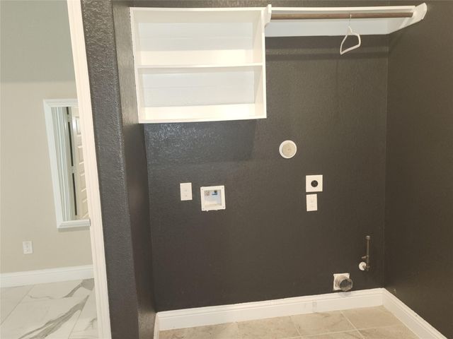 6802 Regal Lakes Drive, Katy, TX 77493