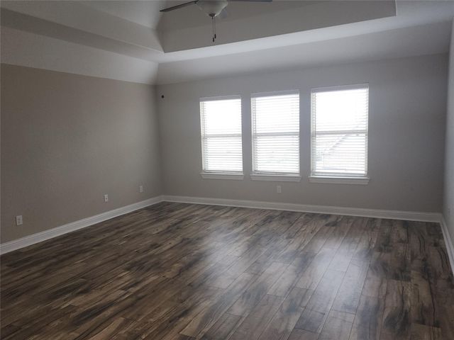 6802 Regal Lakes Drive, Katy, TX 77493