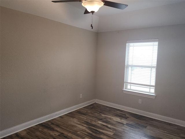 6802 Regal Lakes Drive, Katy, TX 77493