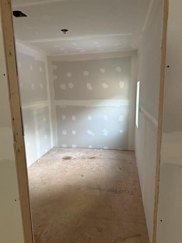 4517 SE Idell Drive, Moore, OK 73165