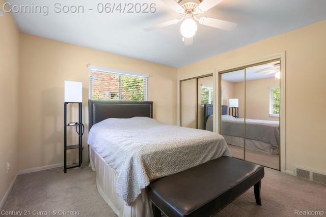 36634 W Lyman Road, Farmington Hills, MI 48331