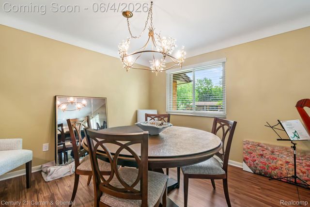 36634 W Lyman Road, Farmington Hills, MI 48331