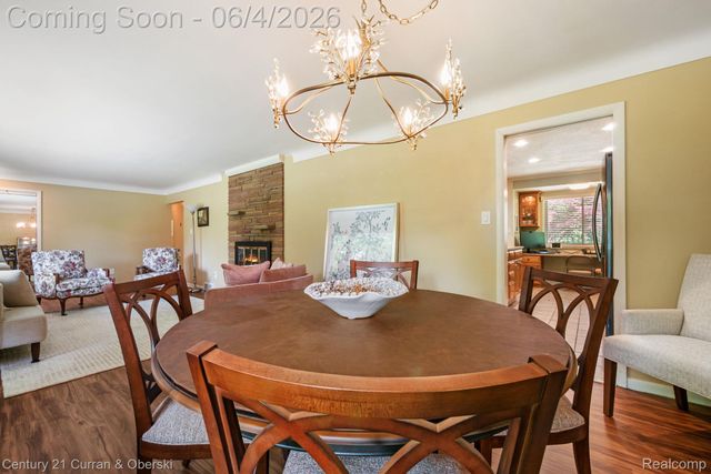 36634 W Lyman Road, Farmington Hills, MI 48331