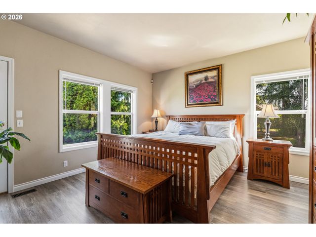 88467 TIMBERLINE Dr, Veneta, OR 97487